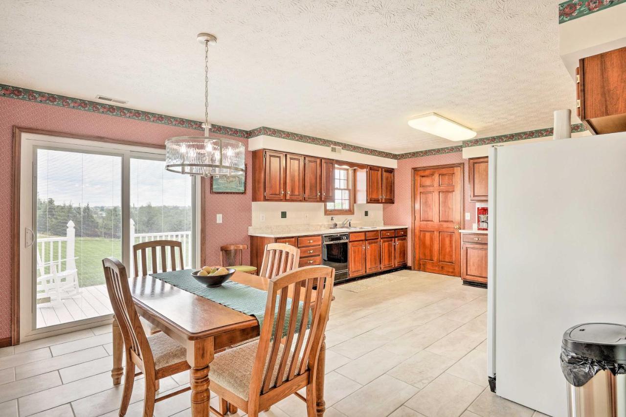 Charming Williamstown Retreat With Private Yardヴィラ エクステリア 写真