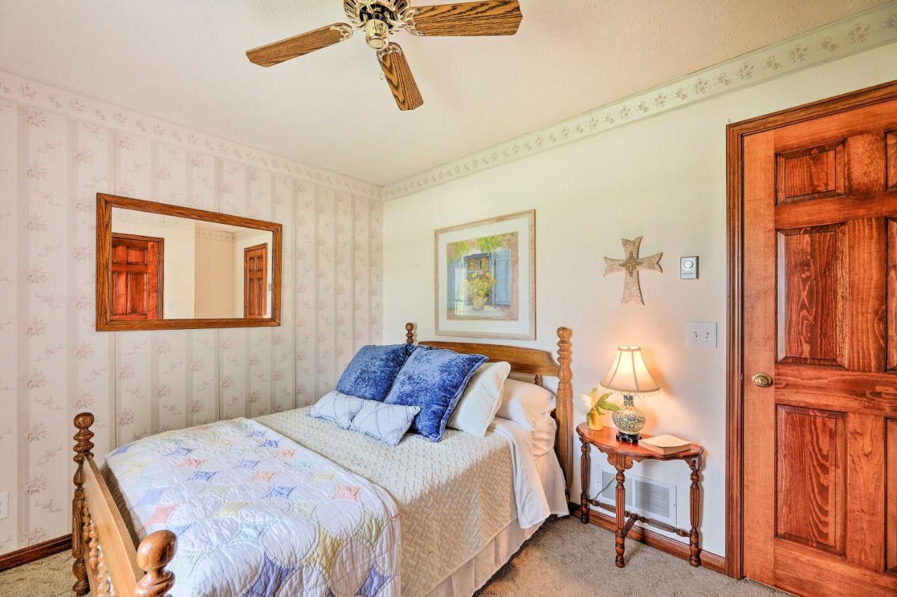 Charming Williamstown Retreat With Private Yardヴィラ エクステリア 写真