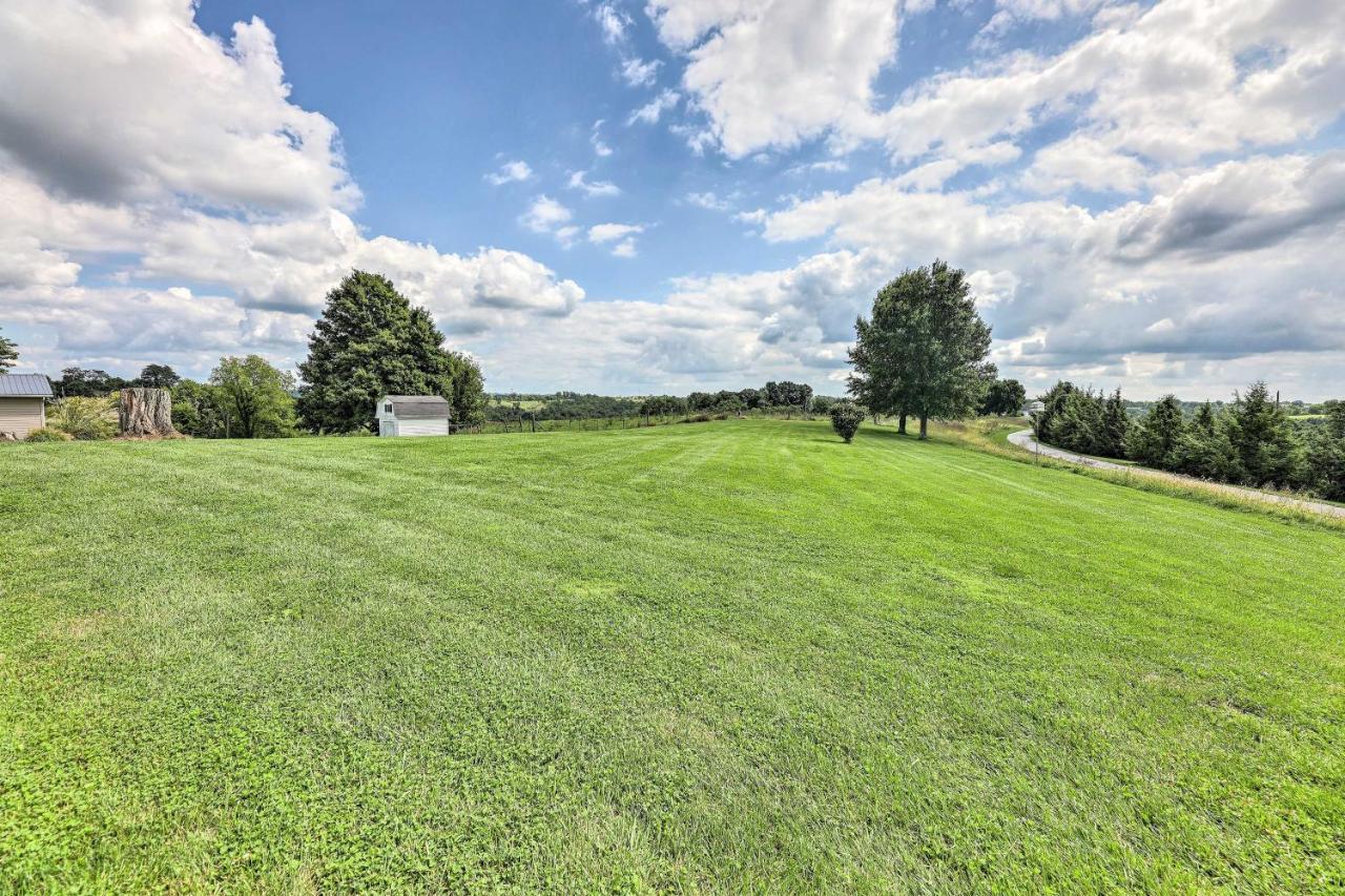 Charming Williamstown Retreat With Private Yardヴィラ エクステリア 写真