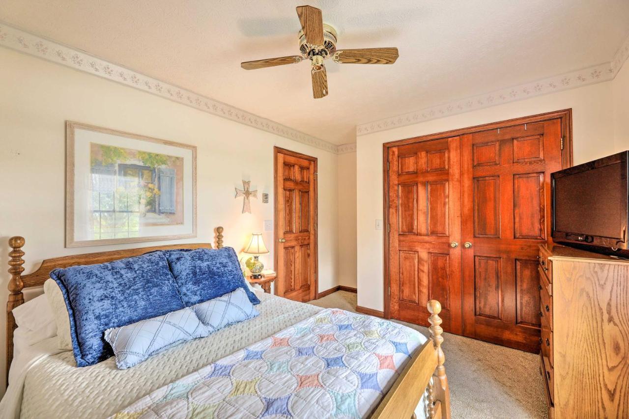Charming Williamstown Retreat With Private Yardヴィラ エクステリア 写真